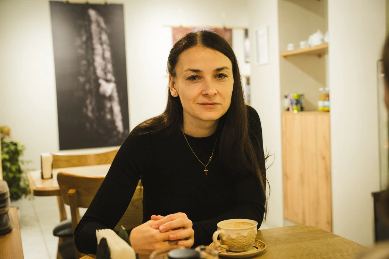 svichky vid sumskoho vyrobnyka Сум'янка, яка працює лікаркою, створила також бренд свічок