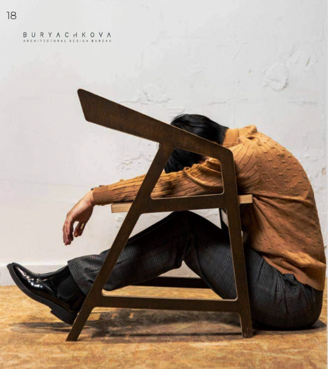 Стілець, дизайн якого створила сум'янка