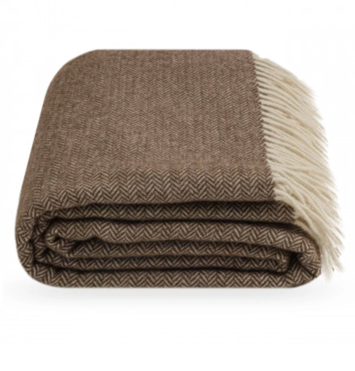 Сумське підприємство Lanavitta виготовляє пледи з бавовни й кашеміру