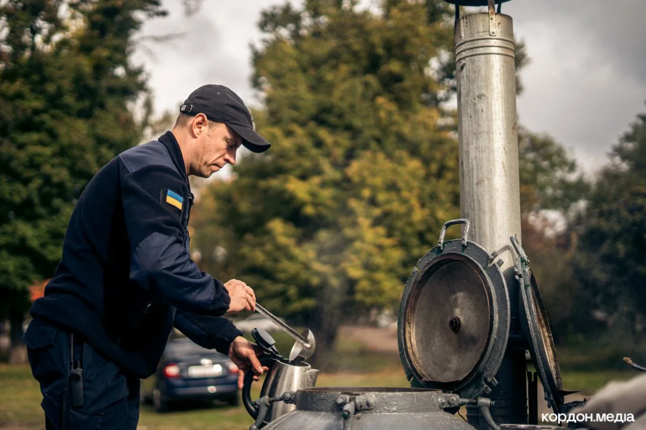yak vyzhyty bez svitla 2 У Шостці під час відключень світла готують на вулиці їжу