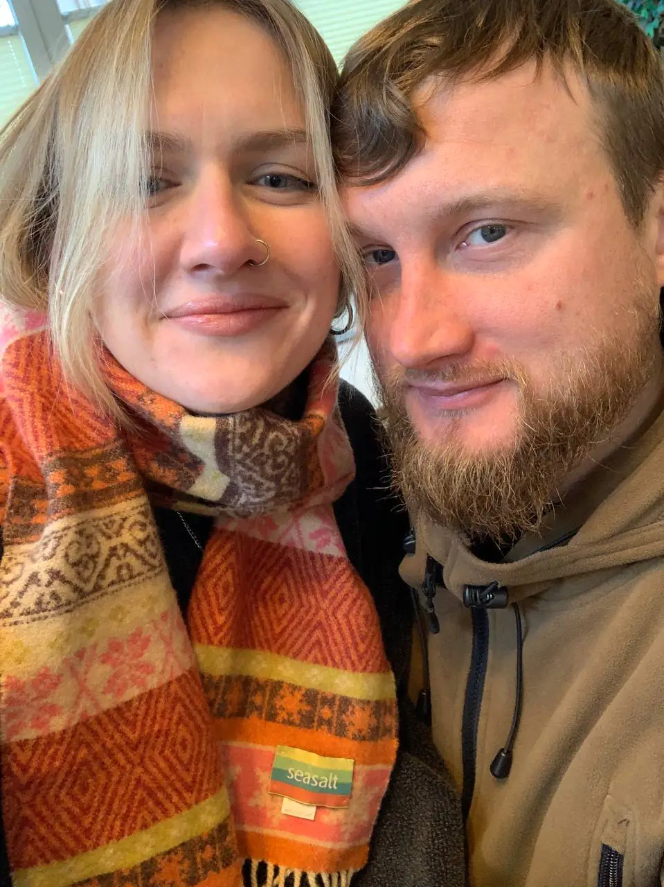 Сум'янка Саша зі своїм нареченим Сергієм