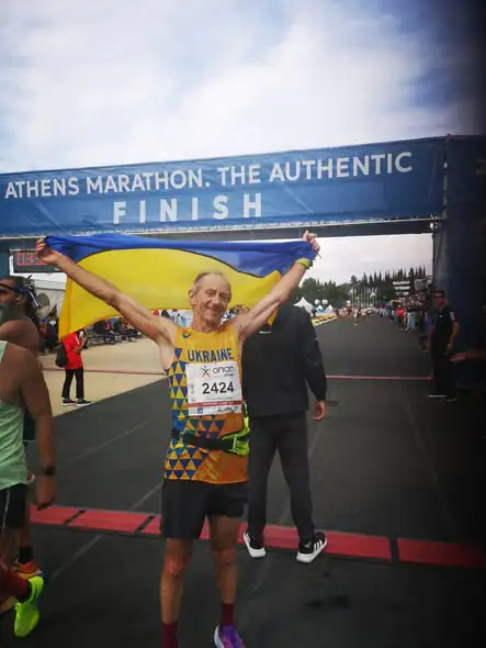 Сергій Панченко на фініші в Греції
