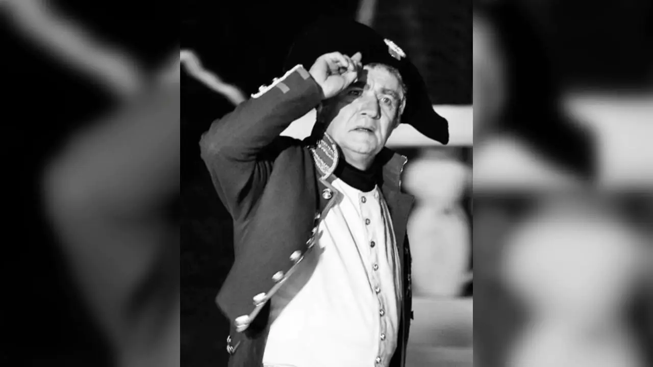 Сергій Корінний у костюмі