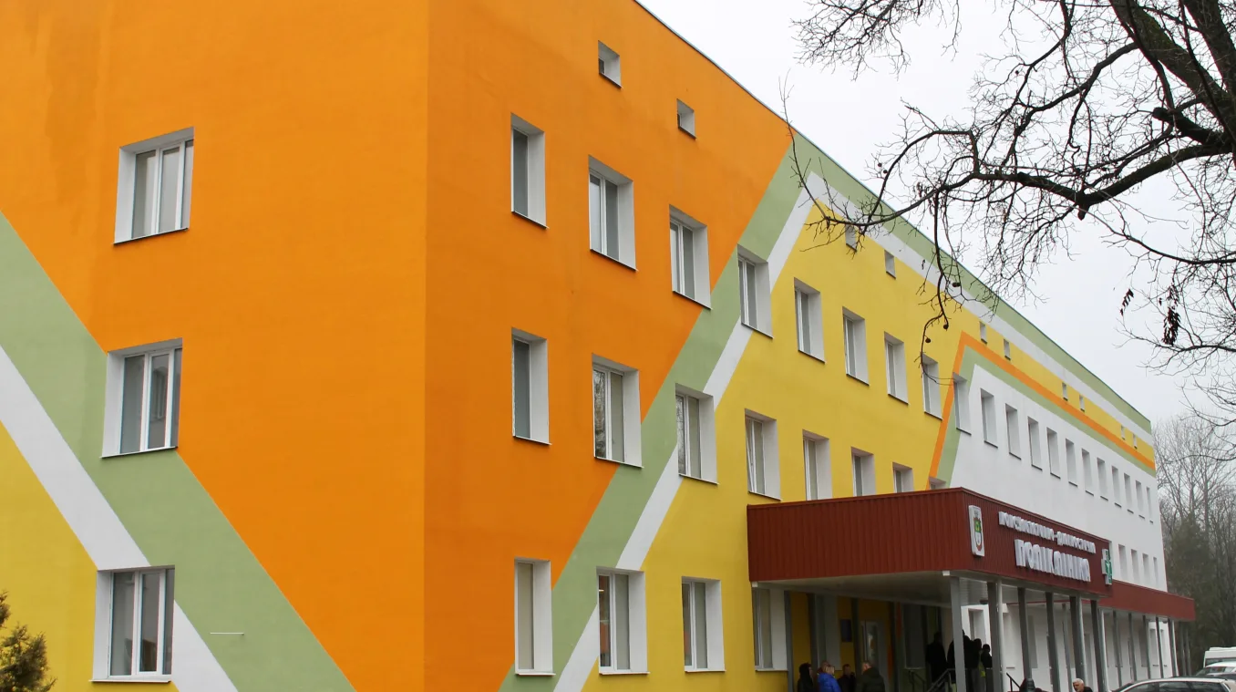 vidnovlena likarnia v trostiantsi Відновлена лікарня в Тростянці