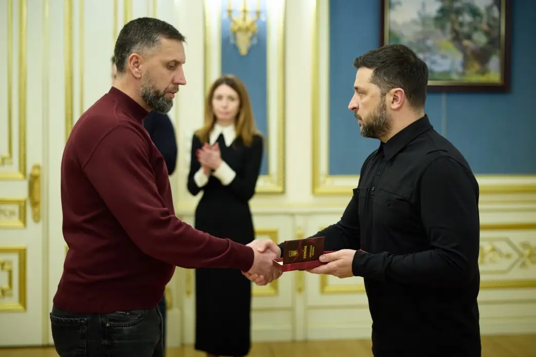 Президент нагородив орденом Андрія Євменова