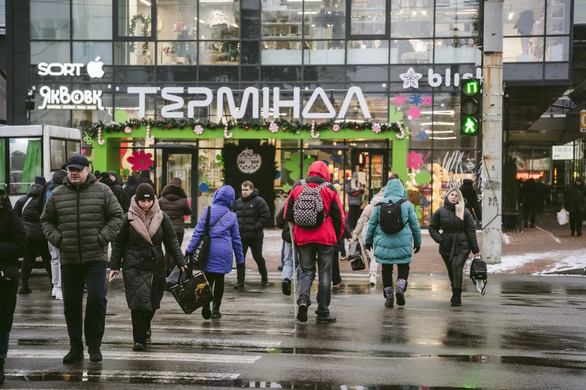 Безпека руху пішоходів взимку