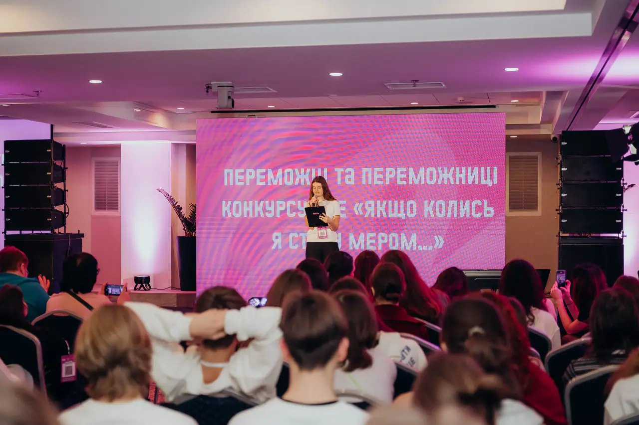 Ксенія Шевченко зі Свеси читає есе