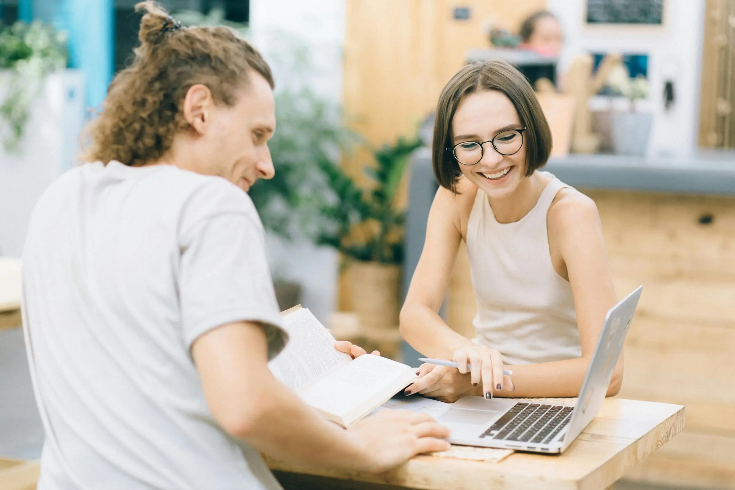 Підприємці вигадують ідеї для розвитку бізнесу