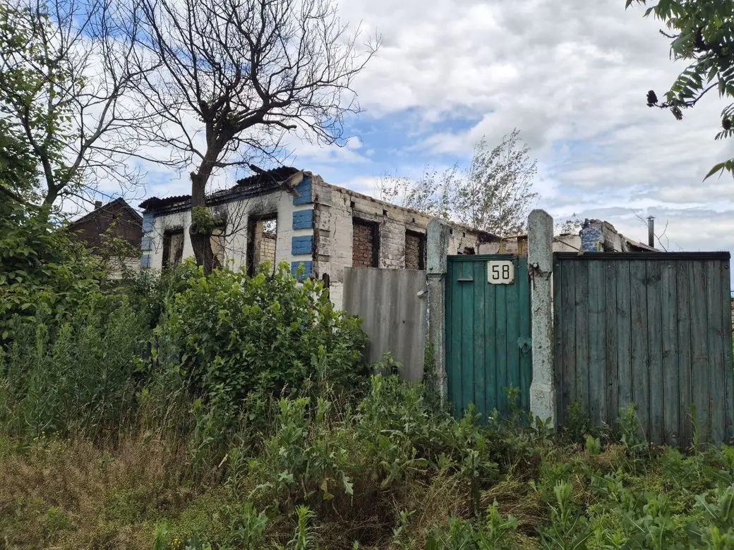 Пошкоджений будинок у Великописарівській громаді