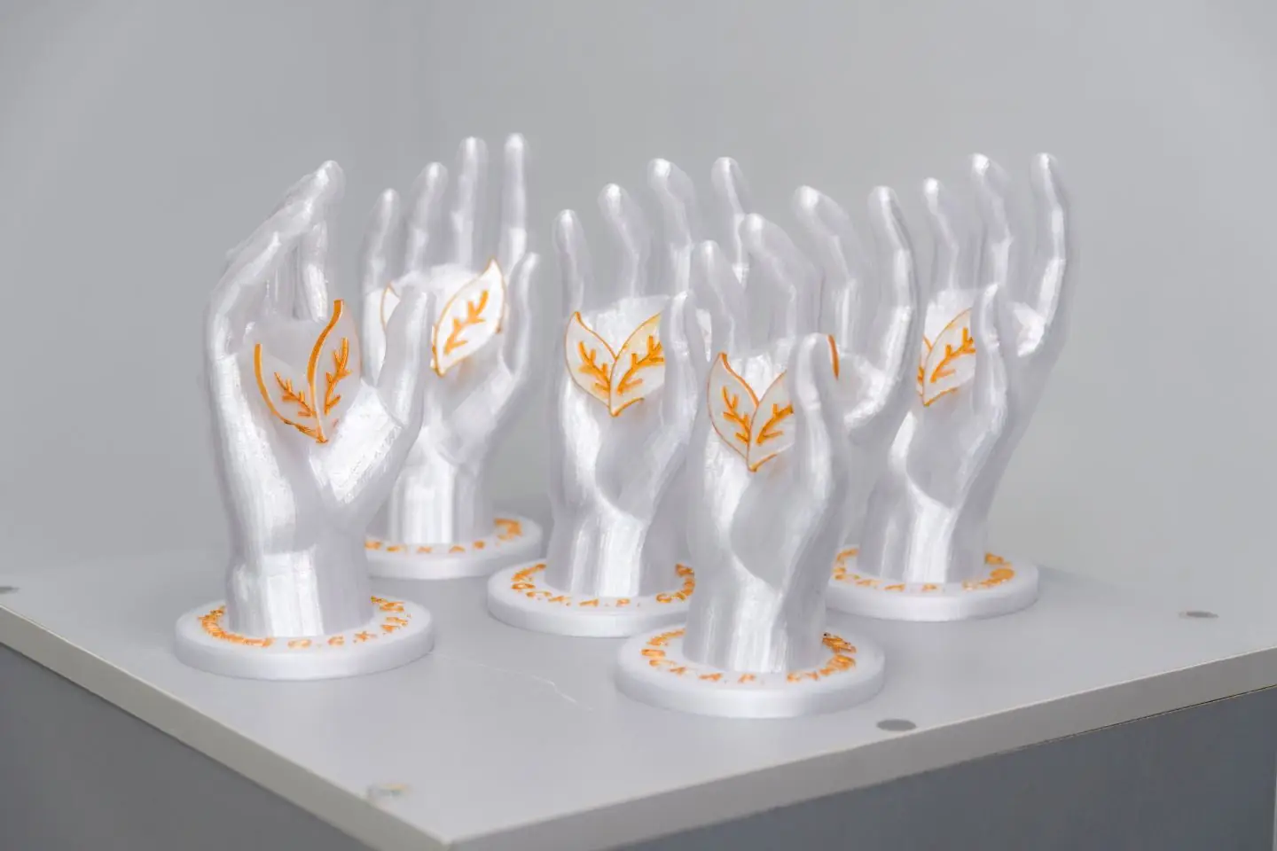 Соціальний Оскар СумДУ статуетки