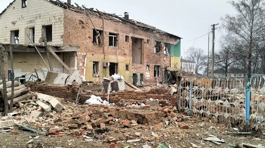 Центр Великої Писарівки