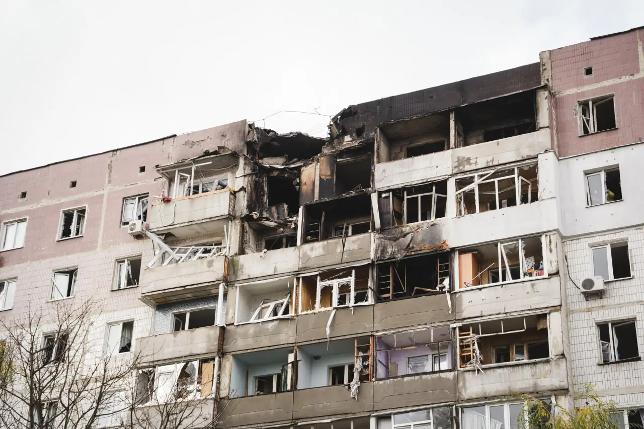 zruynovaniy budinky sumy обстріл будинку у Сумах