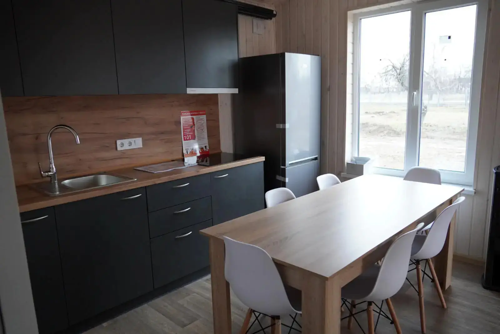 Кухня модульного будинку в Нижній Сироватці