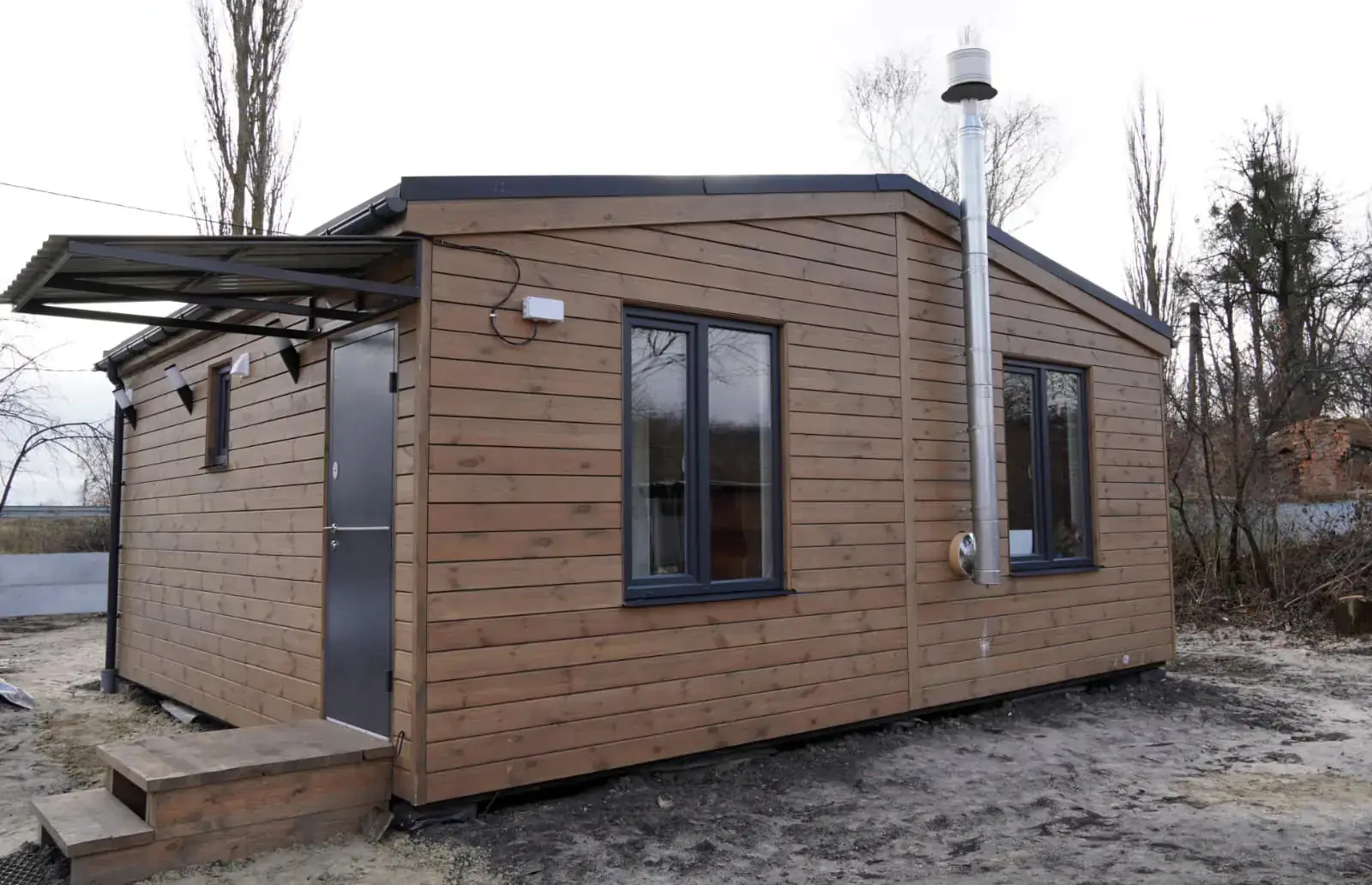 Модульний будинок для ВПО в Нижній Сироватці