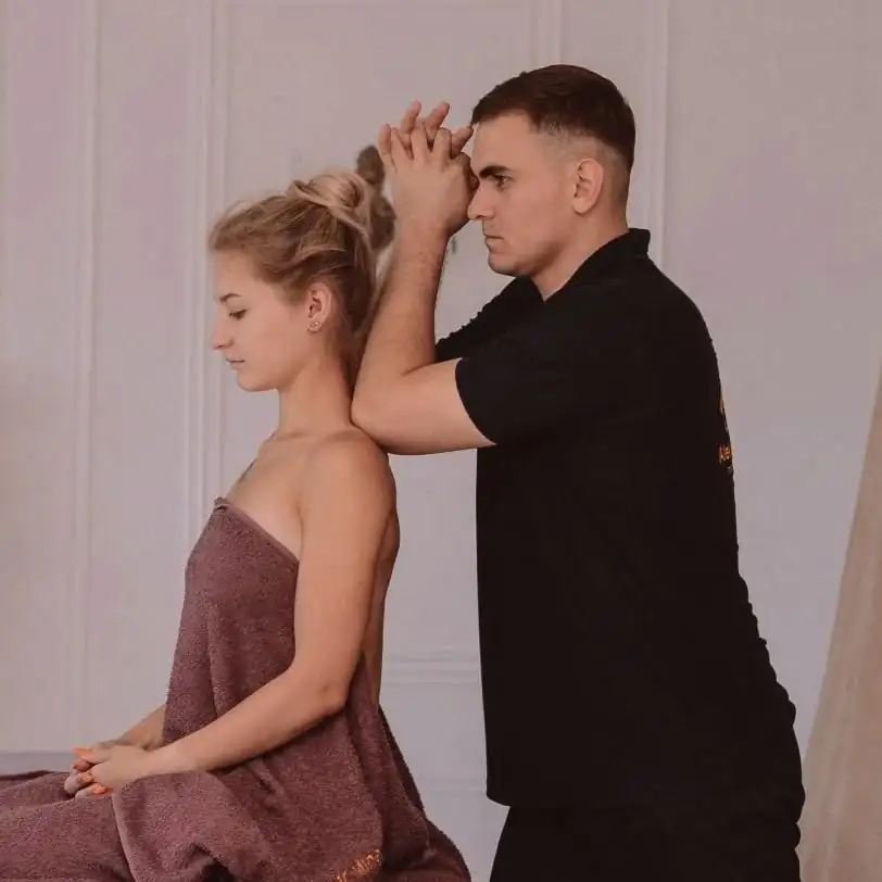 Шийно-комірцевий масаж від Олександра Міненка, майстра в Сумах