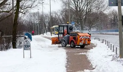 tekhnіka prybyraye snіh u nіmechchynі