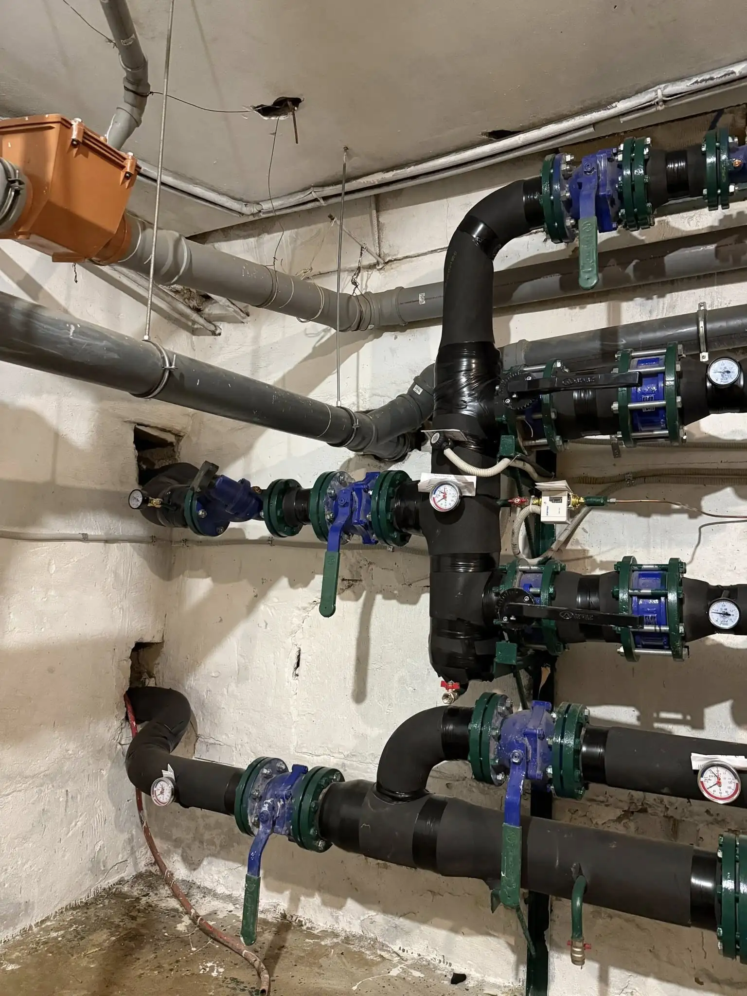 u Sumakh nemaie tepla Багатоповерхівка в Сумах із індивідуальним тепловим пунктом