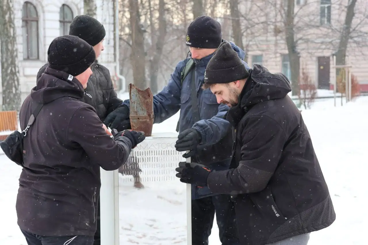 u sumakh vstanovlyuyutʹ aleyu nezlamnykh mіst У Сумах встановлюють Алею незламних міст