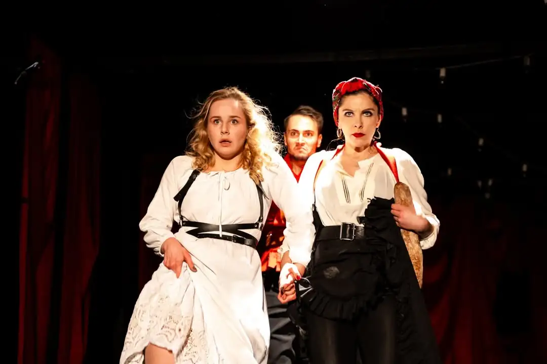 Акторка Катерина Вишнева у виставі театру Золоті ворота