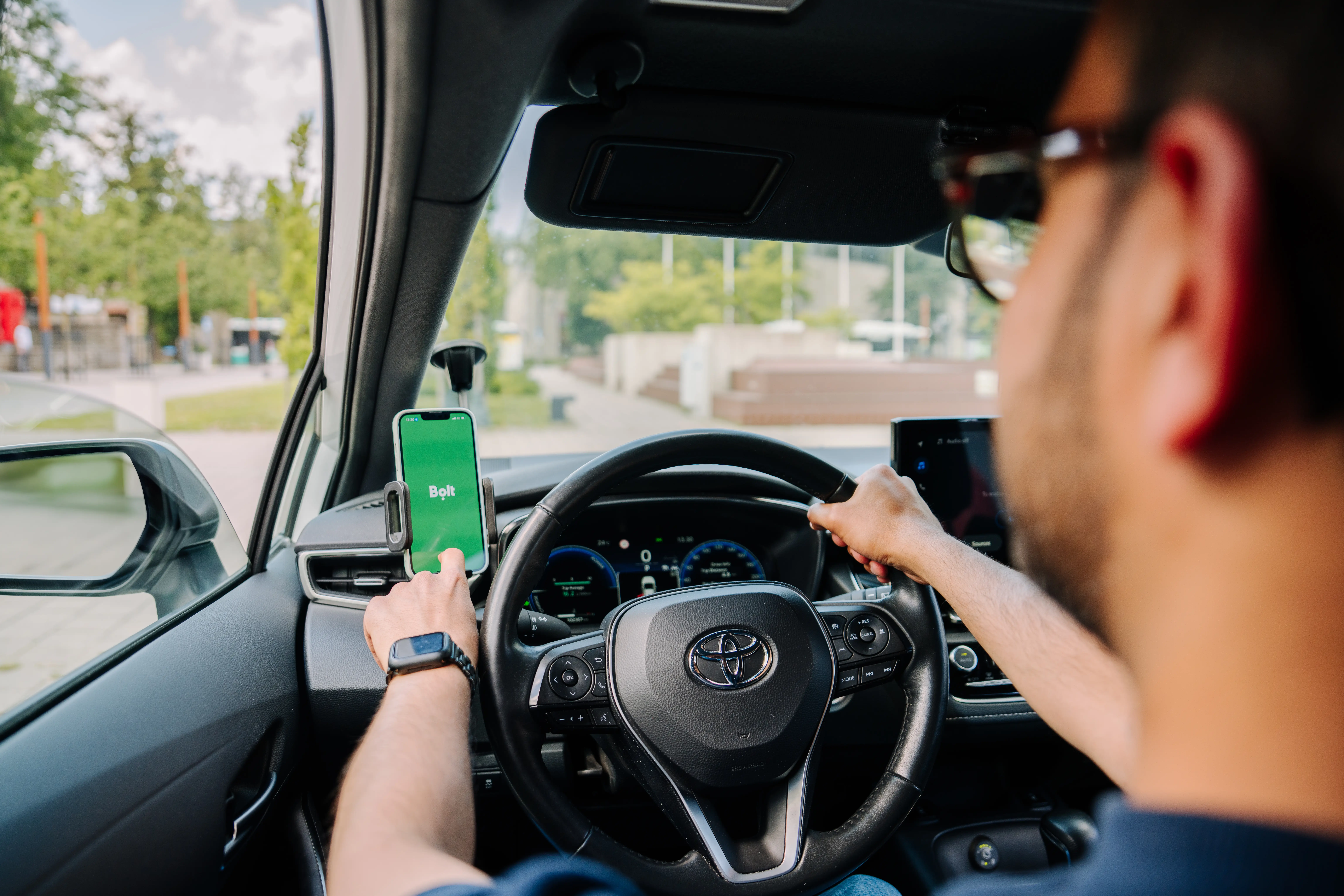 У Сумах Болт працює цілодобово