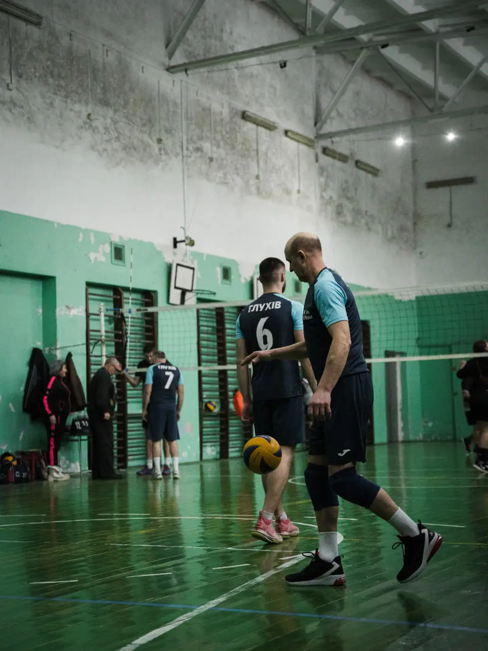 Подача команди Глухів