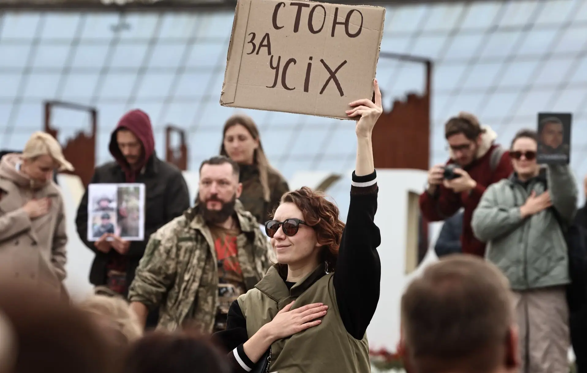 Катерина Даценко на акції хвилини мовчання