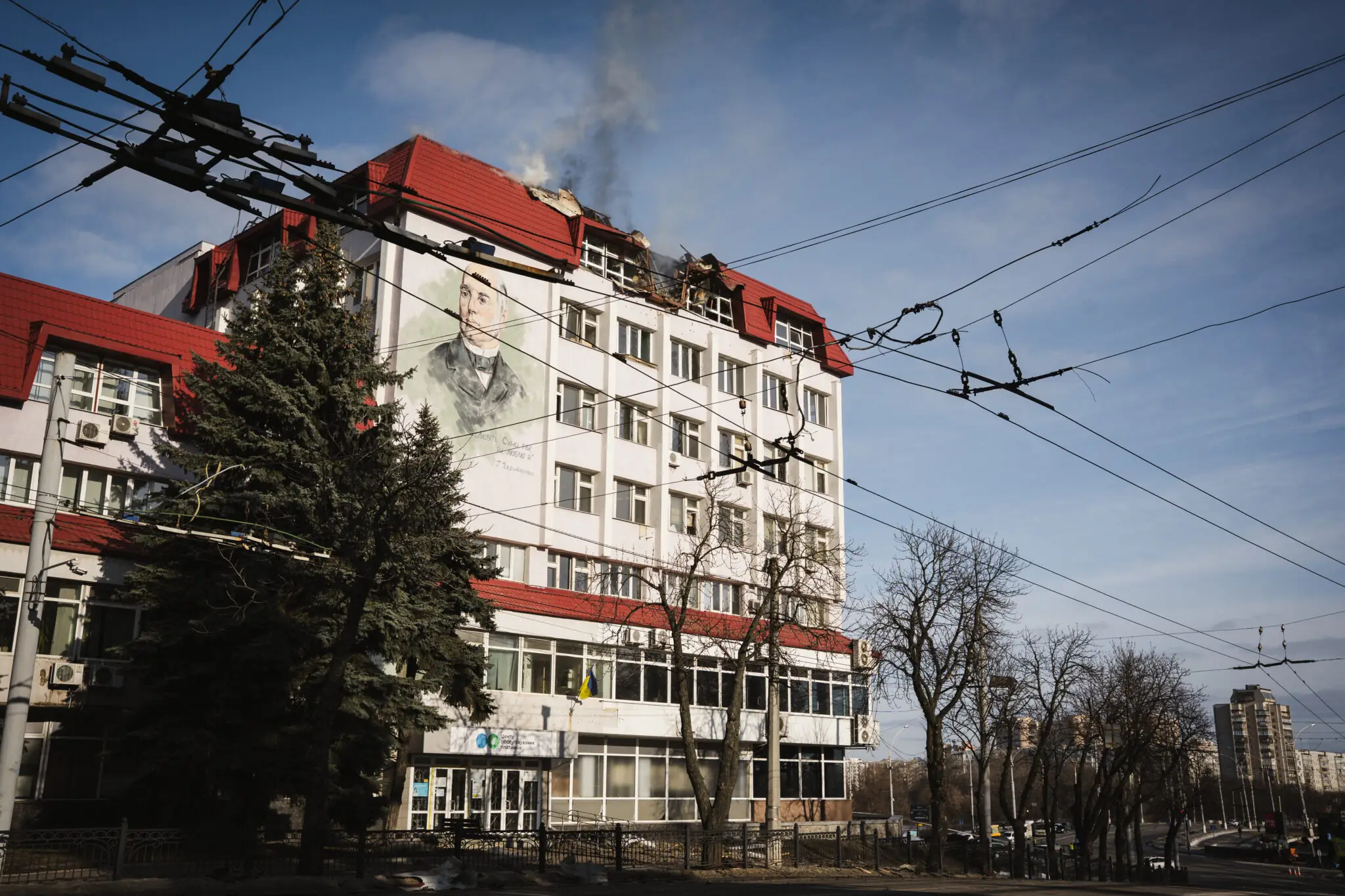 Приміщення податкової пошкоджене від прильоту.