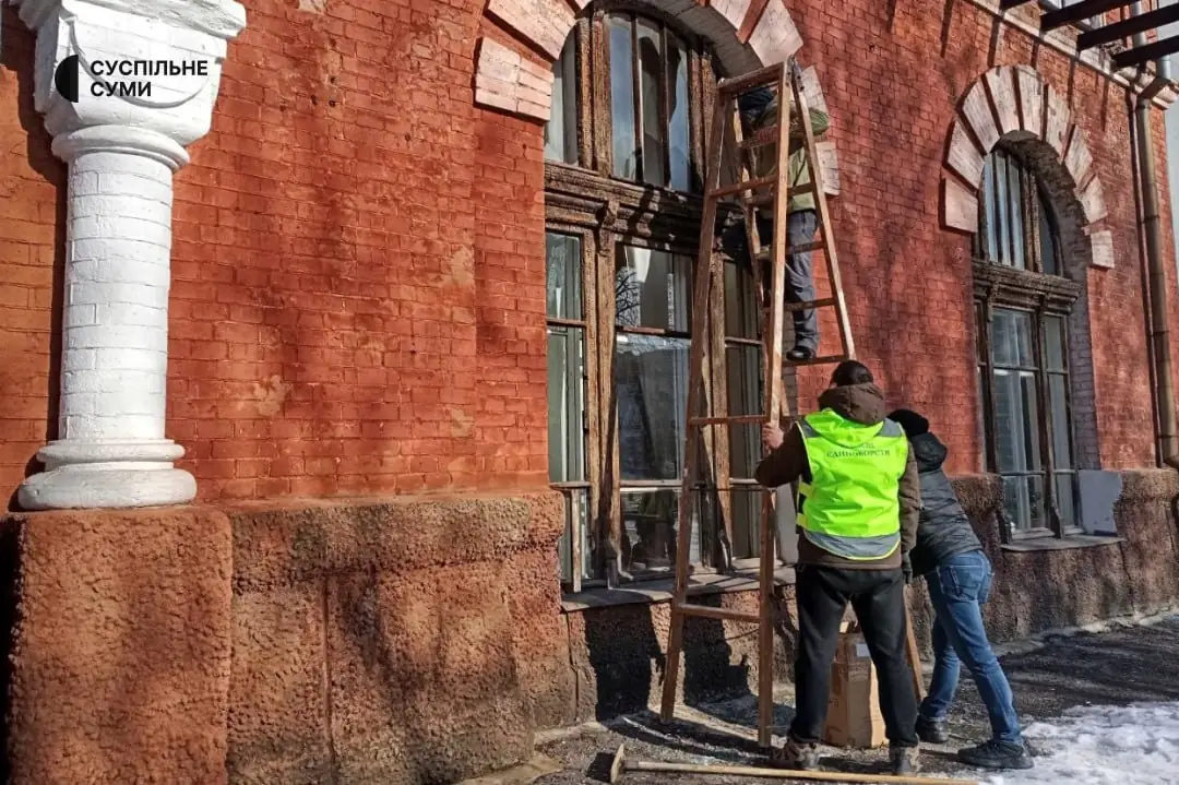 Пошкоджена пам'ятка архітектури в Сумах