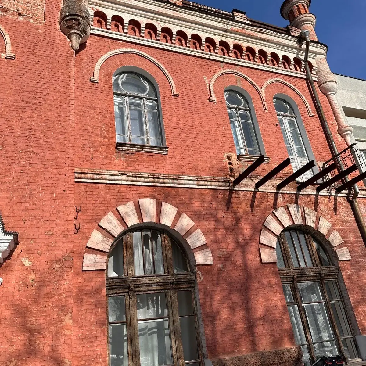 poshkodzhennya v komertsiynomy banku v sumakh Пошкодження в Комерційному банку в Сумах