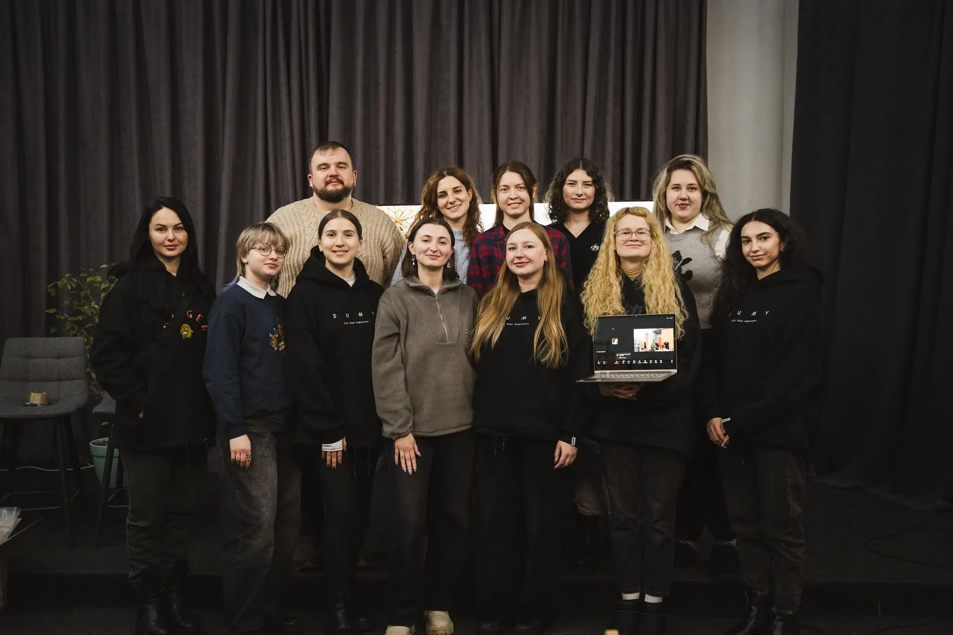 Учасники книжкового клубу Цукру