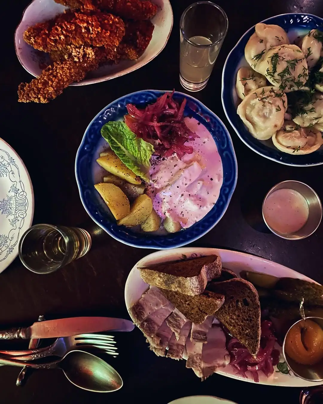 Їжа в кафе Чес у Сумах