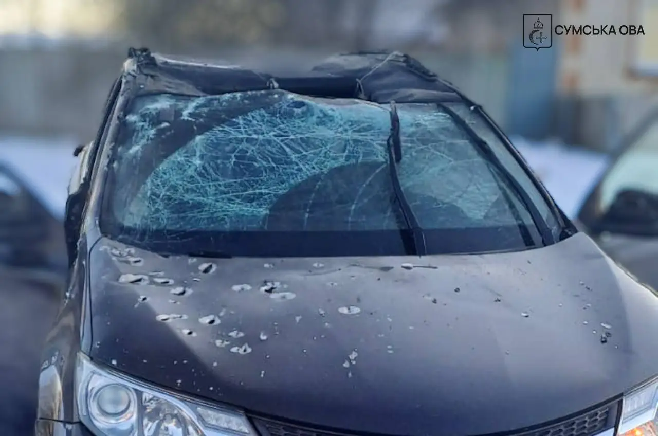 FPV дрон поцілив в машину на Сумщині