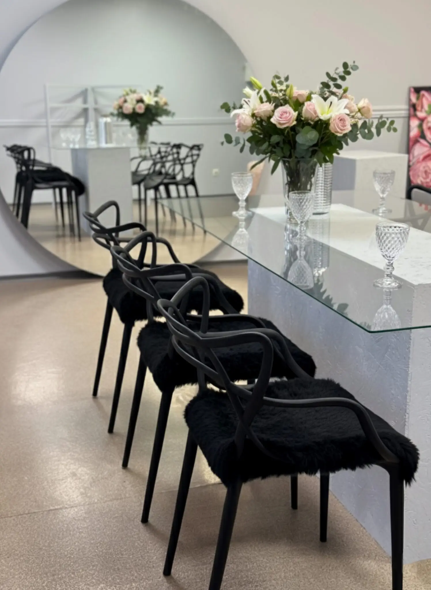 Untitled Artwork Простір галереї-шоуруму Світлани Качуровської