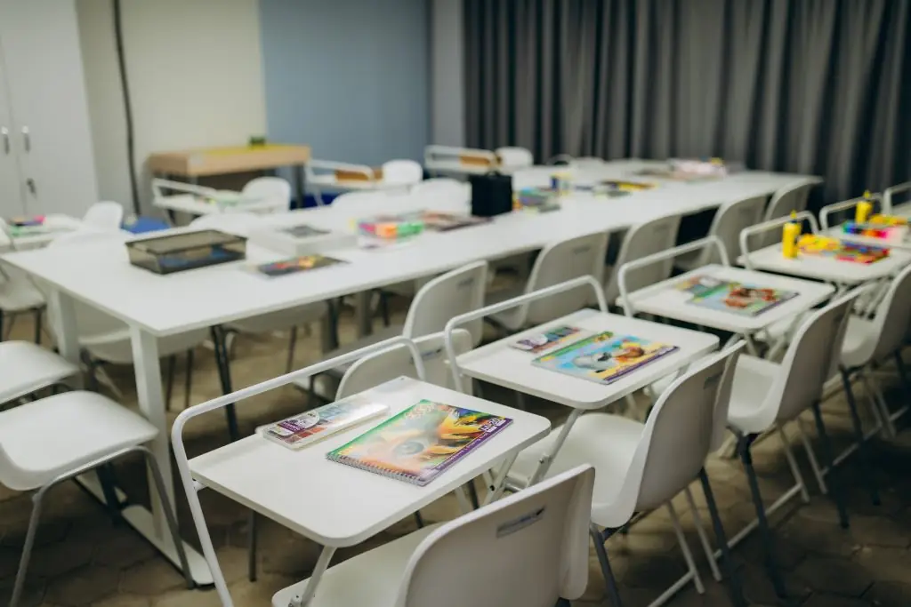 tsyfrovyy osvitniy tsentr u trostyanetsi