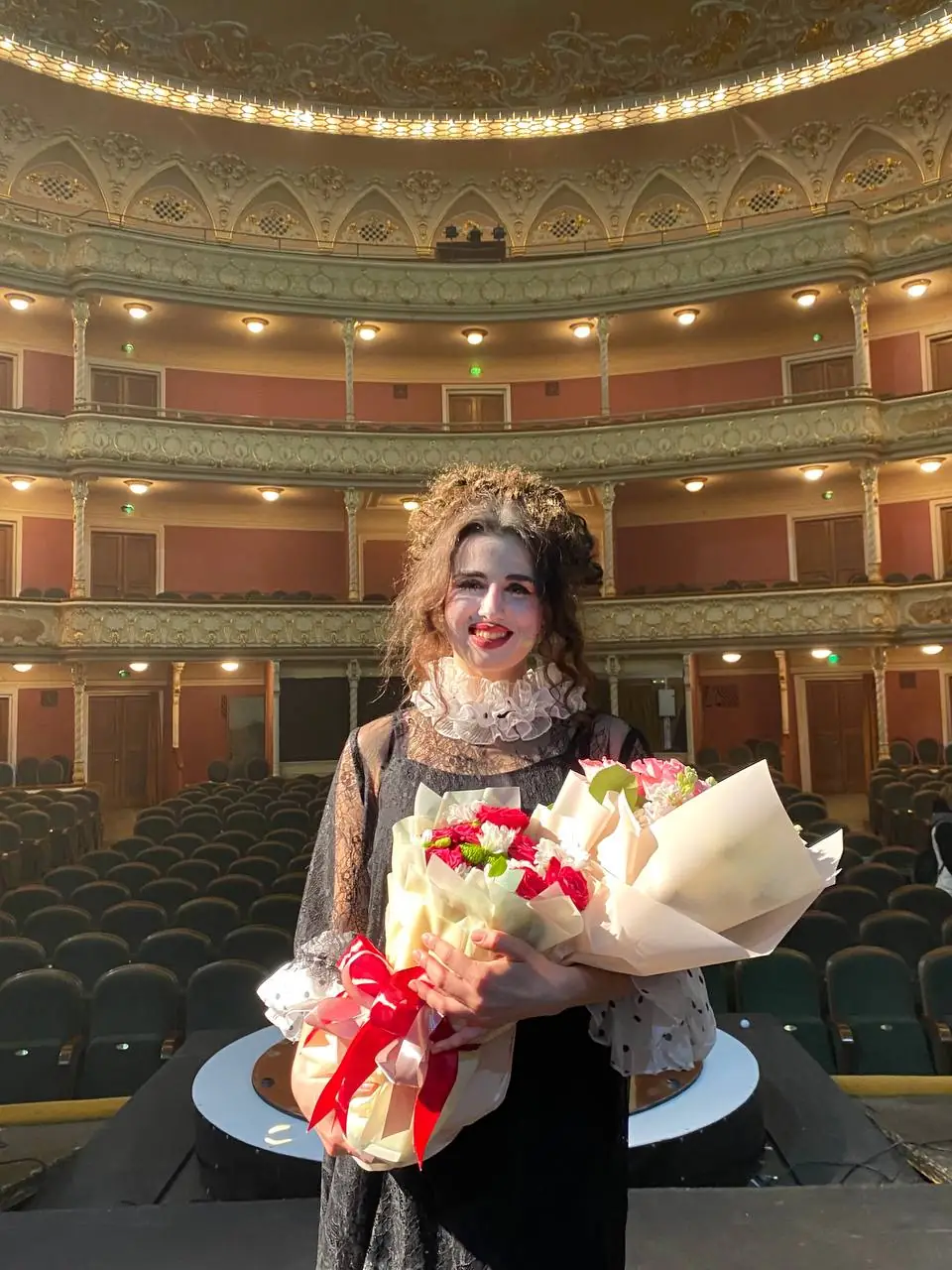 viktoriya morozova v roli lyusi v tryhroshoviy operi