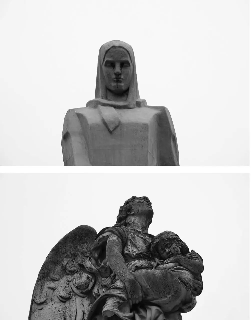 Скульптура, яку сфотографувала дівчина.