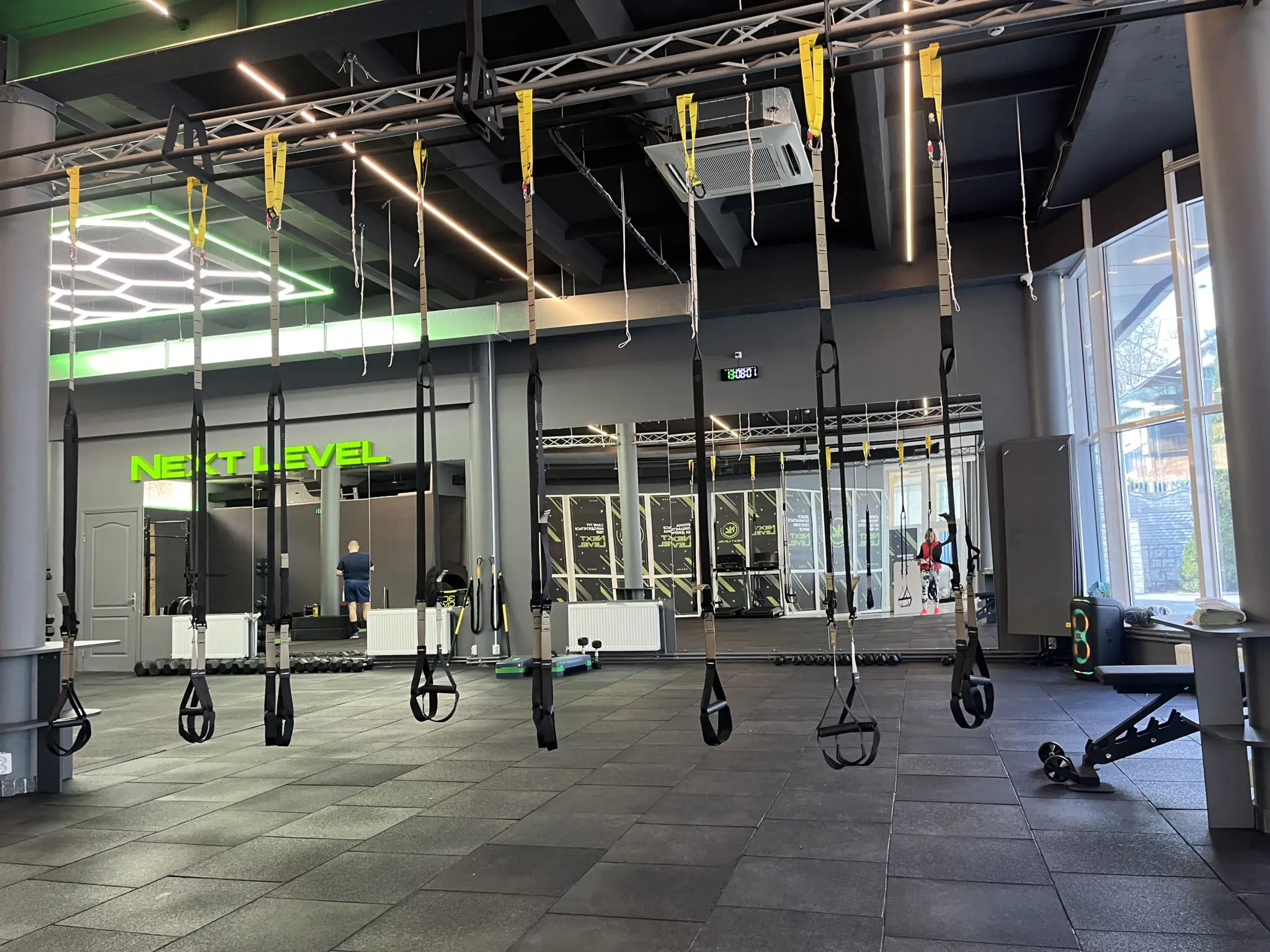 novyy sumskyy sportsal next level Новий сумський спортзал Некст левел