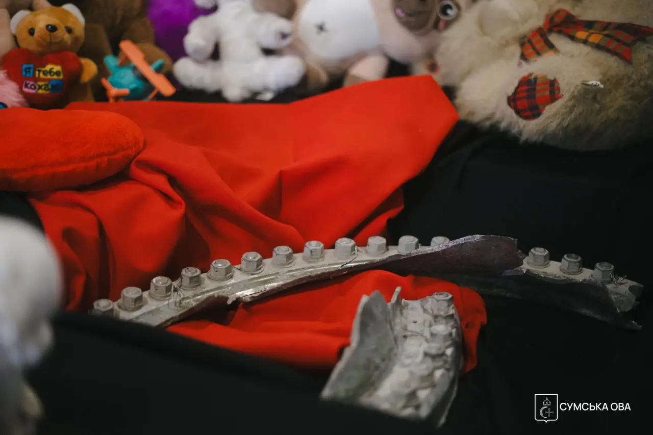 уламки ракети довкола якої зробили інсталяцію до 13 квітня в Сумах