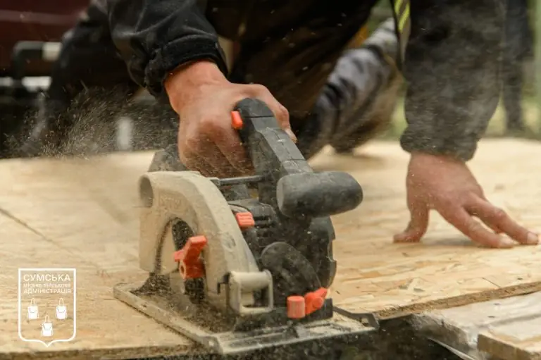 відновлення після обстрілів у Сумах