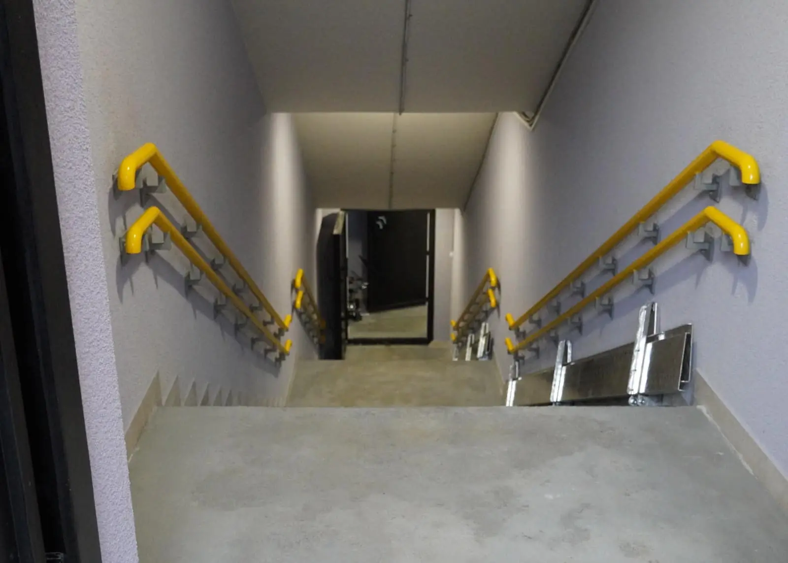 вхід до укриття