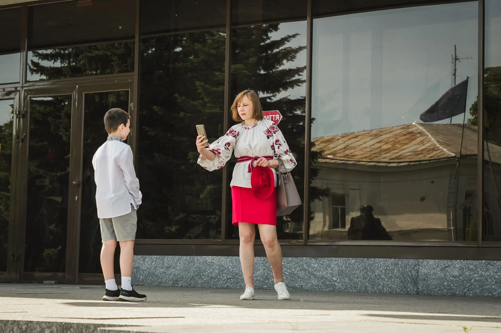 mama syn vyshyvanky teatr shchepkina