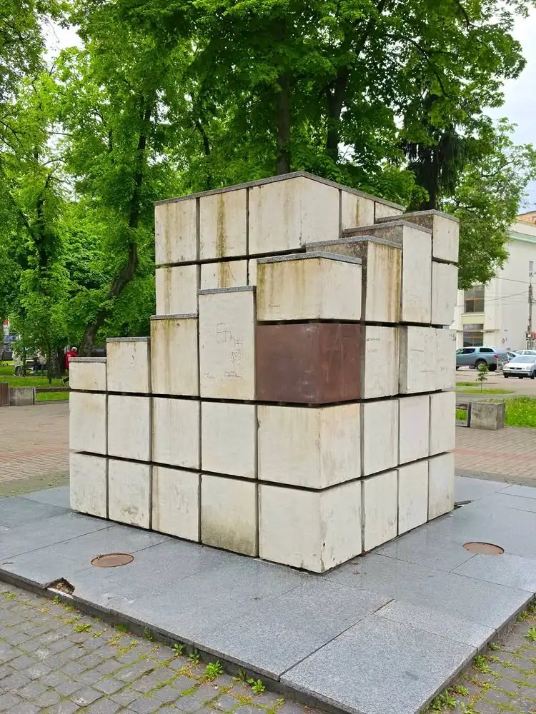 sumy yuya