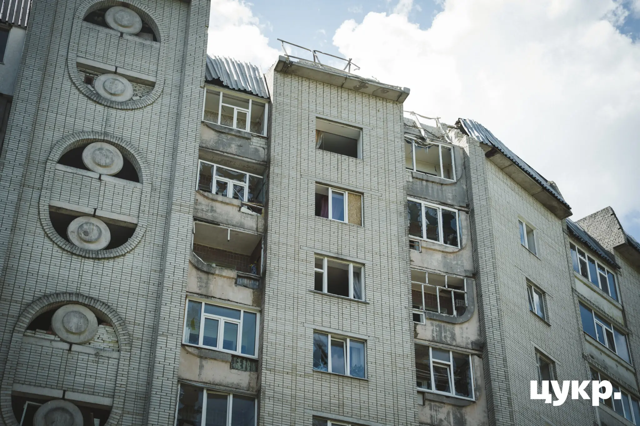 Квартира пошкоджена через обстріл
