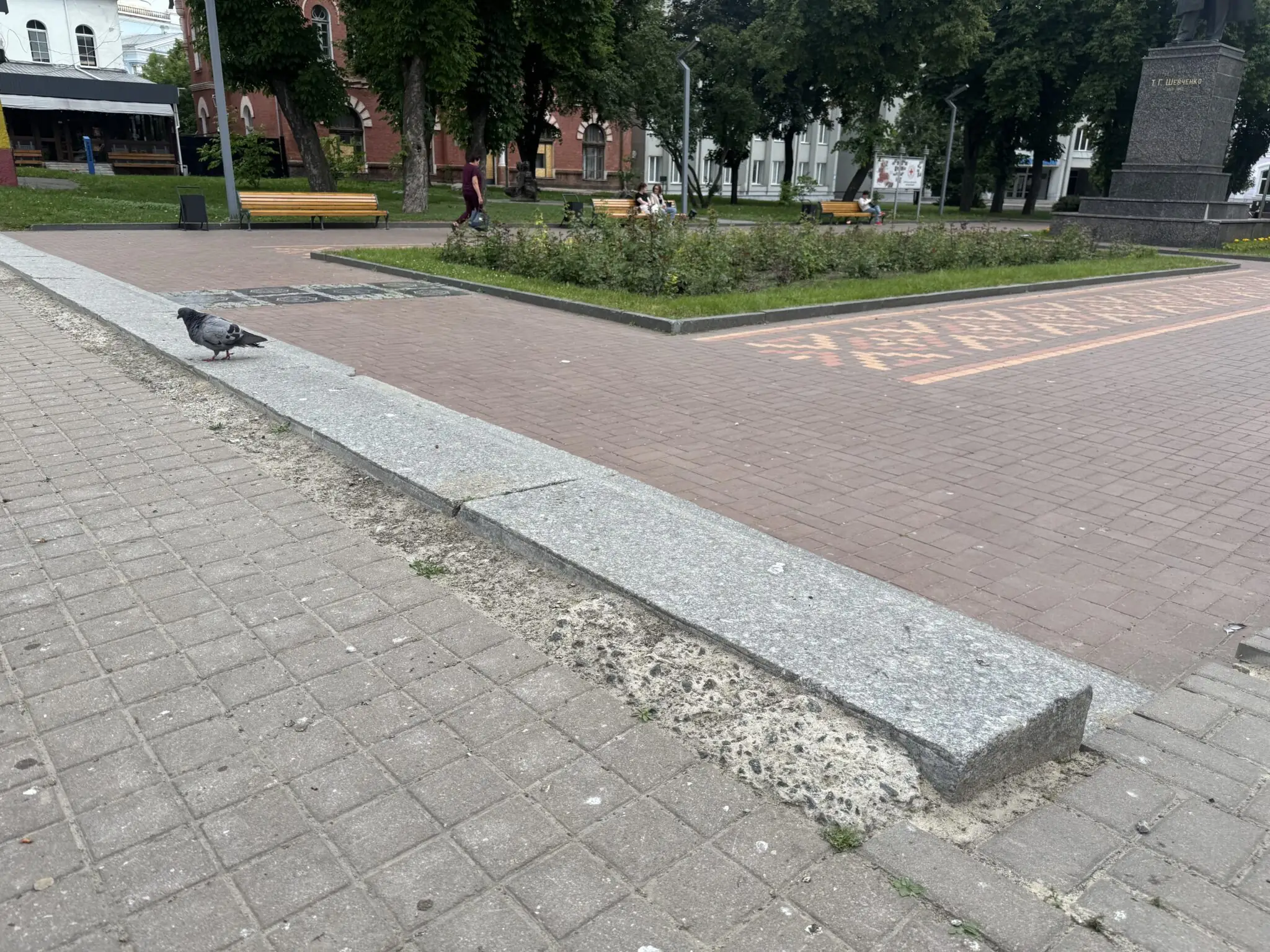 Сходи у сквері Шевченка