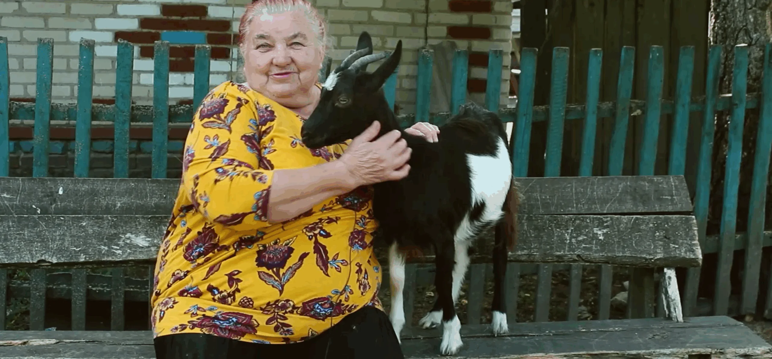 zhinka z kozoyu sumshchyna