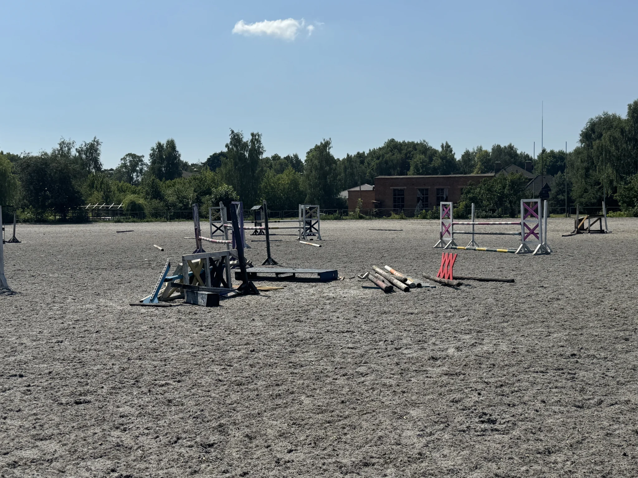 kinnosportyvna shkola sumy Кінноспортивна школа Суми
