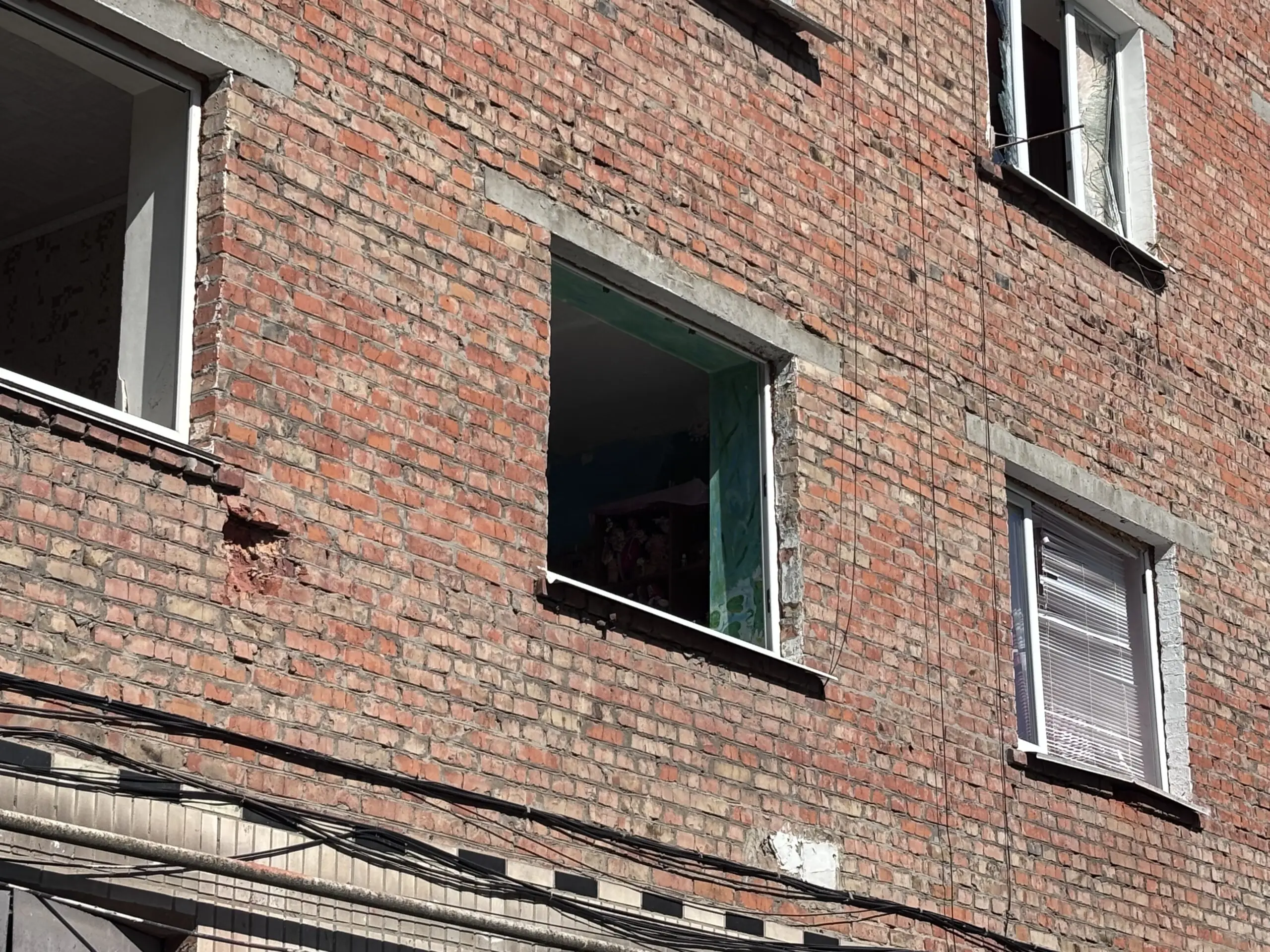 Вибиті вікна в Сумах