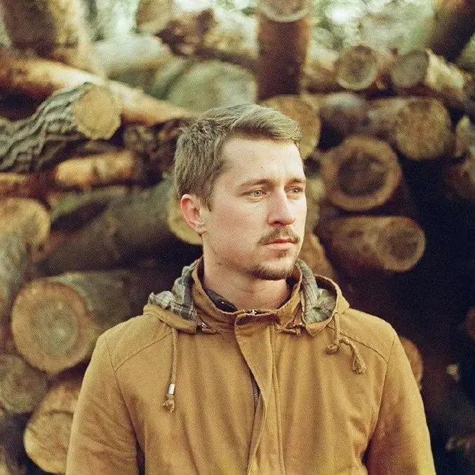 b2cbd978 3522 457a b7e4 d66f65d63695